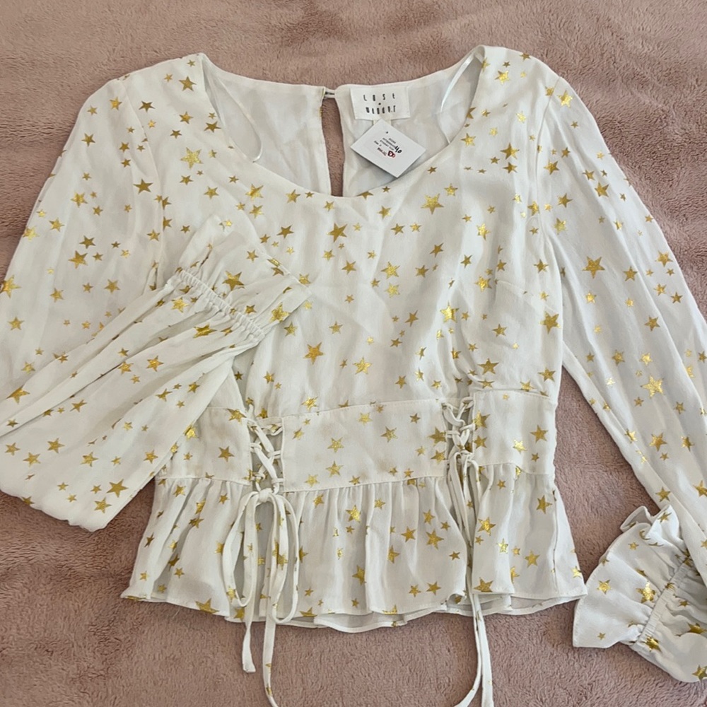 white long sleep shirt with gold sleeves